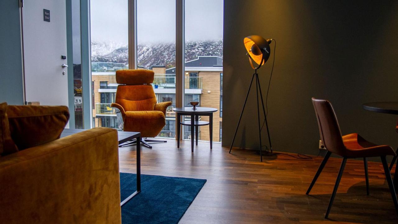 Nordis Apartments - Torget 21 Svolvær Esterno foto