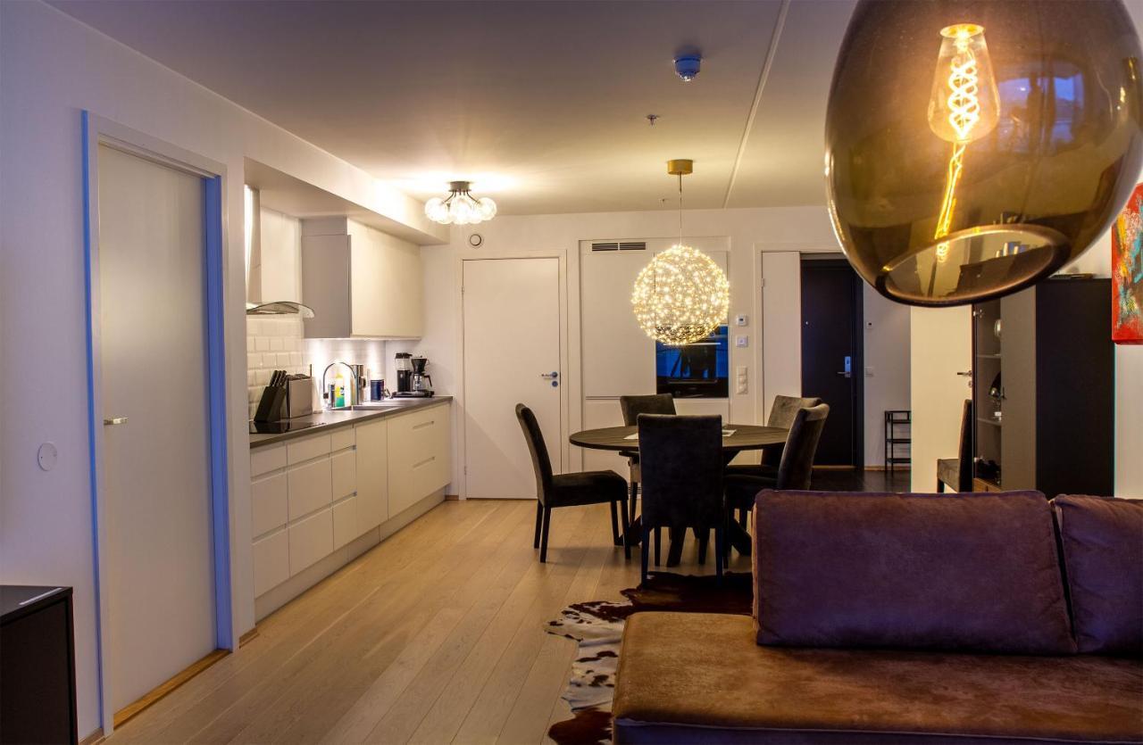 Nordis Apartments - Torget 21 Svolvær Esterno foto